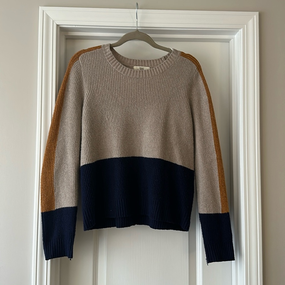 Pinque sweater